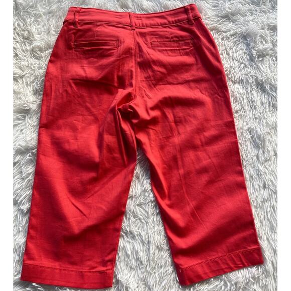NWT St John's Bay Capri Pant Mid Rise secretly slender Sz 4 Petite  NWT - Picture 2 of 11
